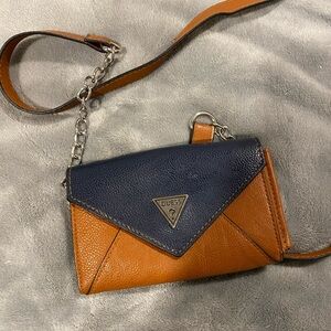Guess Cross body purse